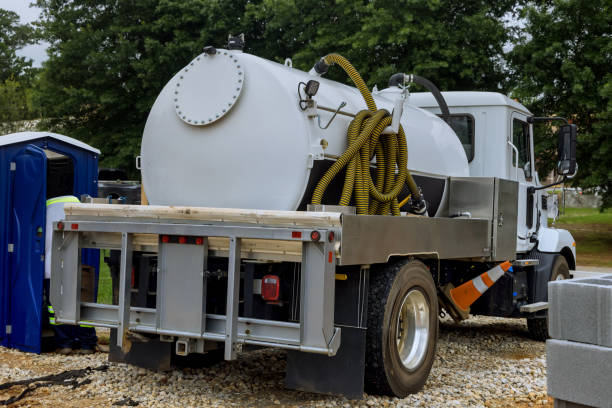 Portable Toilet Options We Offer in Holloman Af, NM